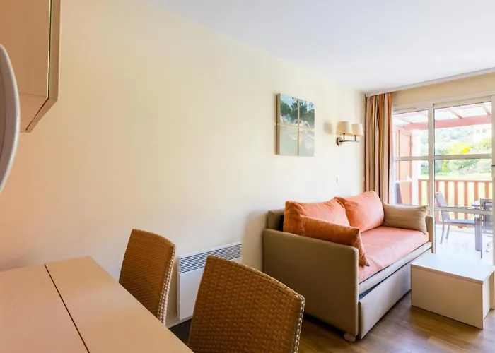 Апартаменты Le Village De Cap Esterel - Maeva - 4 Personnes - Selection Mae-8259 Сен-Рафаэль