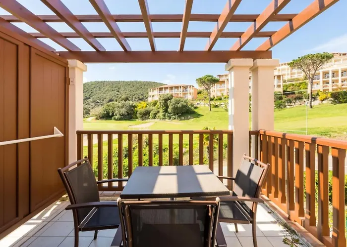 Le Village De Cap Esterel - Maeva - 4 Personnes - Selection Mae-8259 *