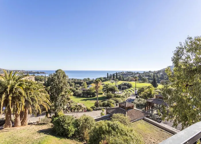 Le Village De Cap Esterel - Maeva - 4 Personnes - Selection Mae-8259 Апартаменты Сен-Рафаэль